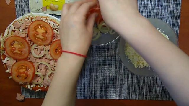 Как приготовить замороженную пиццу.