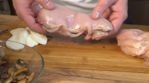 Куриная грудка, фаршированная грибами и сыром