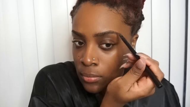 Battle of The Brows!! NYX Eyebrow Gel Vs. NYX Eyebrow Pomade |Review| смотреть онлайн