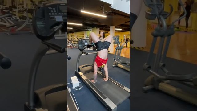 ПРАВИЛЬНАЯ ХОДЬБА НА БЕГОВОЙ ДОРОЖКЕ ?? смотреть онлайн