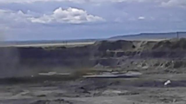 Так добывают известняк,первое производное для цемента.(3) смотреть онлайн