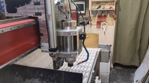 Установка пневмоцилиндров на ось Z. Pneumatic  support of the Z axis CNC router.