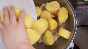 Вот оно! Самое вкусное, простое, быстрое и дешевое блюдо. Мясо с картошкой на каждый день
