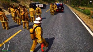 ОГРОМНЫЕ пожары ЗАХВАТИЛИ Лос-Сантос! Работа за ПОЖАРНОГО в GTA 5!