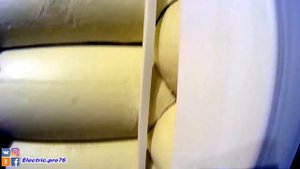 Что выбрать РЕТРО проводку или Скрытою В Дереве Электрика в Деревянном доме
