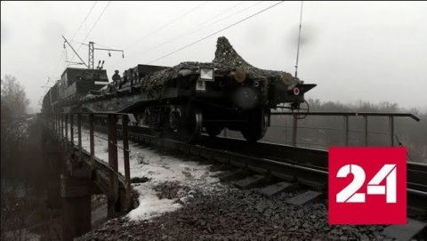 Минобороны показало работу бронепоезда в районах проведения СВО - Россия 24