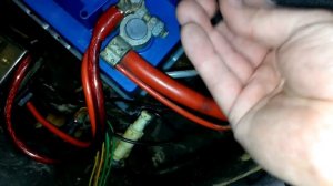 БМВ Е34 Установка аккумулятора BMW E34