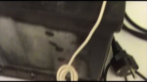 Как зарядить автомобильный аккумулятор с помощью адаптера питания от ноутбука