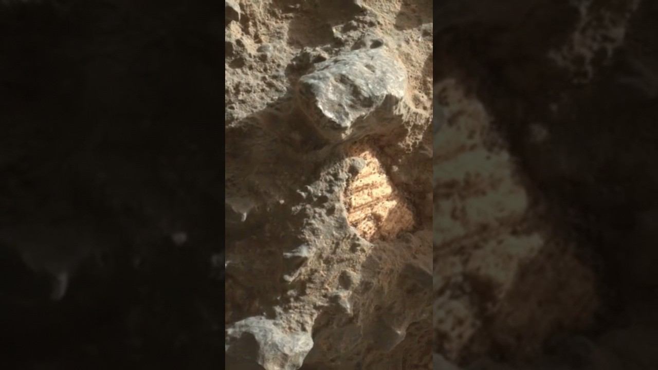 Марс: объемные фотографии породы от Curiosity смотреть онлайн