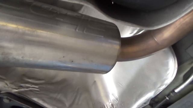 Автосервис в США : VW GOLF 2012g 75 тысяч миль и уже меняем радиатор , смотреть онлайн