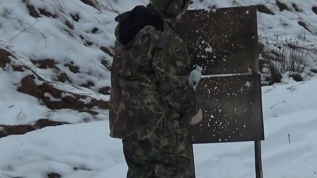 124.Пистолет Стечкина.