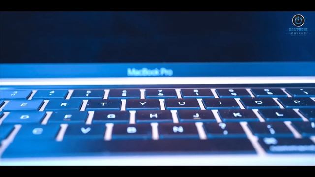 MacBook PRO M1 disponible chez DOC’PHONE GUYANE смотреть онлайн