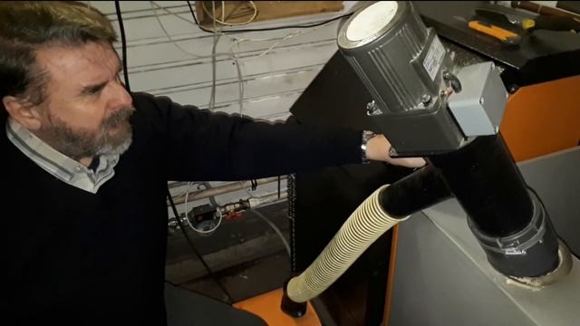 Пеллетная горелка общемаш на котле Феролли.