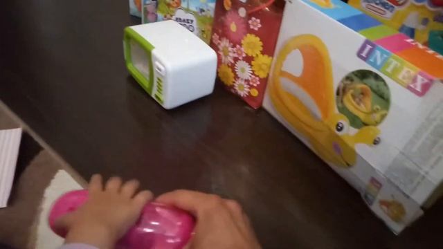 Открываем подарки после Дня рождения Милашки смотреть онлайн