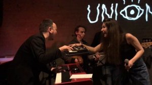 Анна Диденко & Оггин Раххубан - Don't Give Up - Peter Gabriel @ Union Bar Jam (IMG 2686)