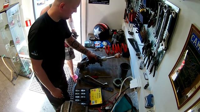 Ford Fiesta MK 7 lowering springs installation смотреть онлайн