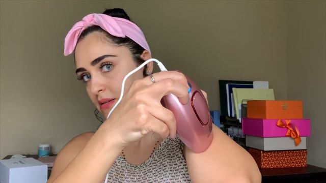 Skinnal IPL hair removal | طريقة استعمال جهاز ازالة الشعر في البيت | Dena Elmasry смотреть онлайн