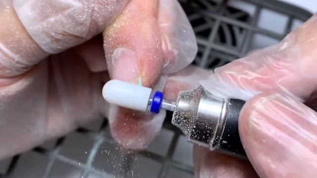 Ошибки при Снятии гель лака фрезой I Никогда так не делай I Removing gel polish with a cutter смотреть онлайн