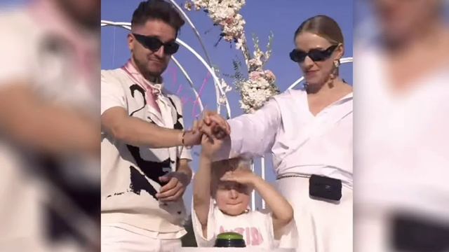 Денис Кукояка раскрыл пол будущего ребенка