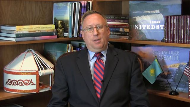 С Днем Астаны! смотреть онлайн