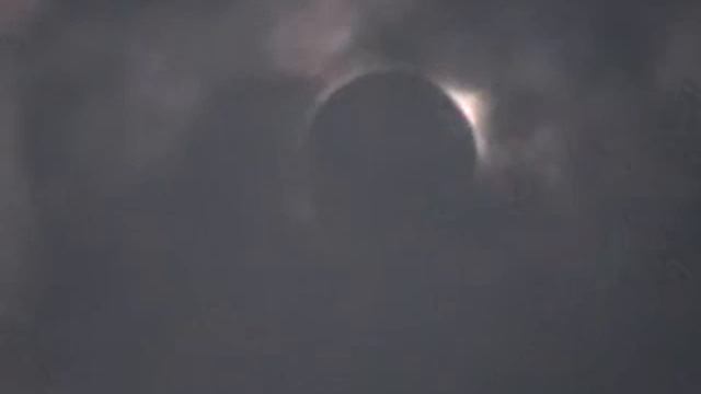 Полное солнечное затмение в Новосибирске 1 08 2008 смотреть онлайн