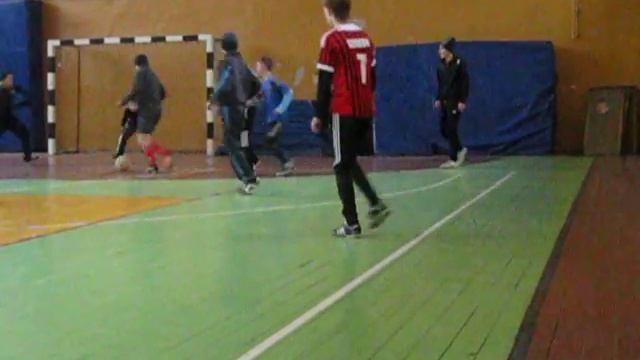 тренировка в Навлинском Доме спорта.avi смотреть онлайн