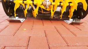 Снегоуборщик мечты. Снегоуборщик CHAMPION готов к сезону. Снегоуборщик первый пуск. CHAMPION 1170e.