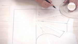 Размоделирование большой нагрудной вытачки. Варианты оформления вытачки. (ПЕРЕЗАЛИВ)