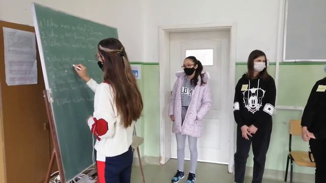 OOU "Koco Racin" Kratovo - Introduction games: How many students...? смотреть онлайн