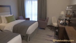 Golden Tulip Media Hotel, Deluxe Twin room