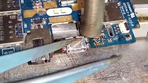 РЕМОНТ НЕ ЗАРЯЖАЕТСЯ MICROMAX AQ 5001