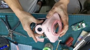 Instax Mini 8 Teardown: Disassemble and Explore the Inner Workings of this Camera