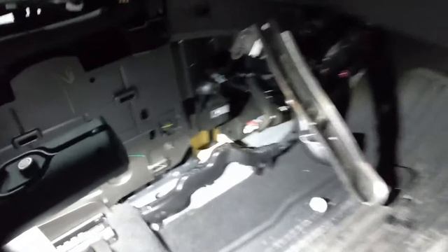 Chevrolet Equinox где находиться блок srs смотреть онлайн