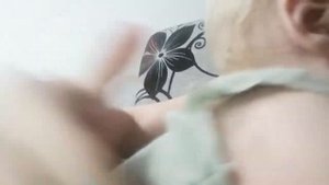 дырки на шерстяные штанах у ребёнка! что делать, чем заделать?