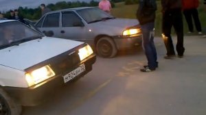 Daewoo Nexia vs VAZ 21099