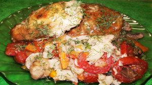 КУРИНЫЕ БЕДРА С ОВОЩАМИ И ГРИБАМИ В ДУХОВКЕ