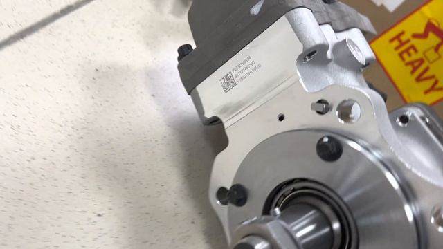 Топливный насос высокого давления Cummins QSL 4954200 / 2897500 / 3973228 / 87351467 смотреть онлайн