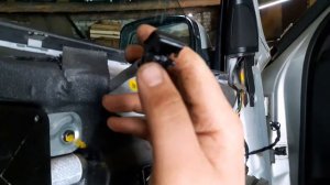 РЕМОНТ МЕХАНИЗМА РУЧКИ ОТКРЫТИЯ ДВЕРИ BMW X5 E53