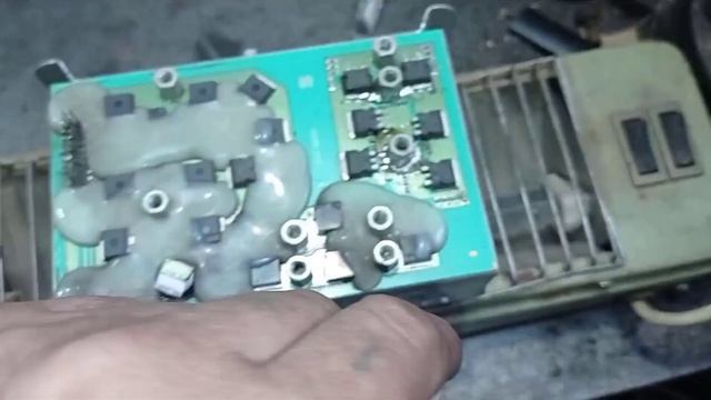 Сварочный инвертор, ремонт. Много полезной информации для начинающих. смотреть онлайн