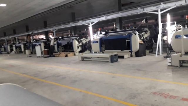 Weaving process in Nice Denim смотреть онлайн