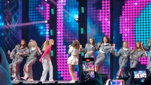 Милана Хаметова + Milana Star - "ЛП" / Взорвали весь МЕГАСПОРТ.