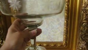 Купить винтажные вазы из стекла и хрусталя в магазине. Посуда из хрусталя и стекла.