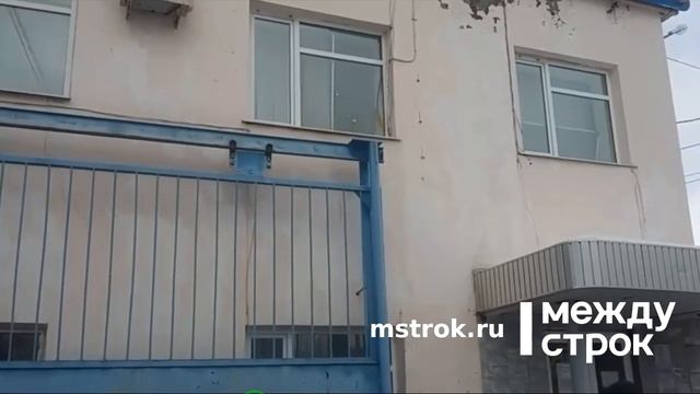 В Нижнем Тагиле противники мусорной реформы закидали окна «Рифея» яйцами смотреть онлайн