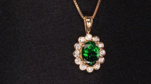 14K Yellow Gold Tsavorite Pendant with Diamond Halo 1.08 Carats