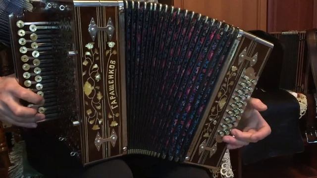 Гармонь Нижегородская мастер Гаращенков В.Н. смотреть онлайн