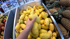 Идем в магазин за продуктами в городе Доха. Катар.