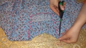 Как украсить горловину платья