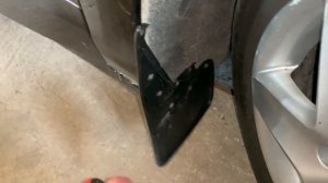 Рено Сценік 3 ВСТАНОВЛЕННЯ БРИЗГОВИКІВ! Renault Scenic 3 mud flaps installation 1.5 dci.