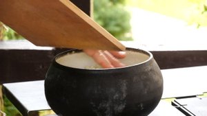 ? Cупер вкусный борщ в чугунке. Видеорецепт.