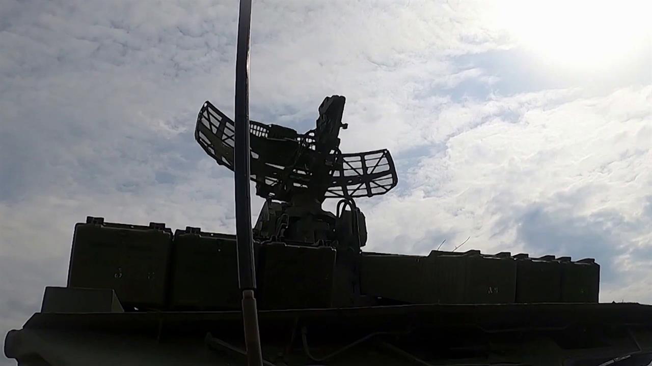 Российские силы ПВО за ночь и утро отразили массированную атаку украинских дронов